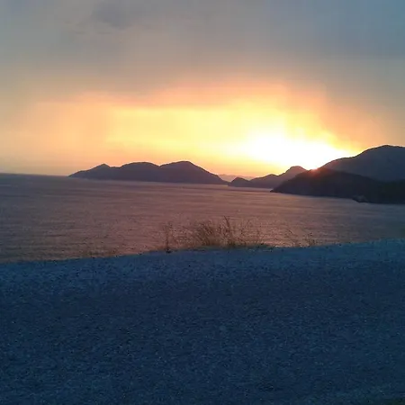 Aktas Beach Camping Faralya